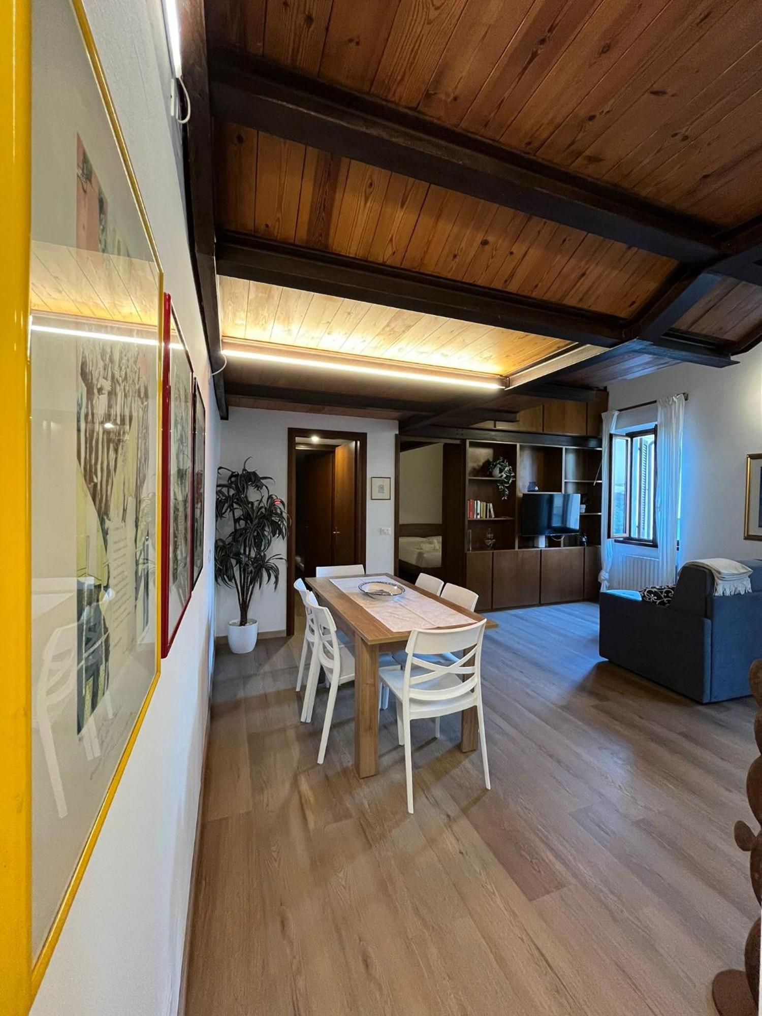 Flats4Rent Casa Di Gabriella Apartment Verona Luaran gambar