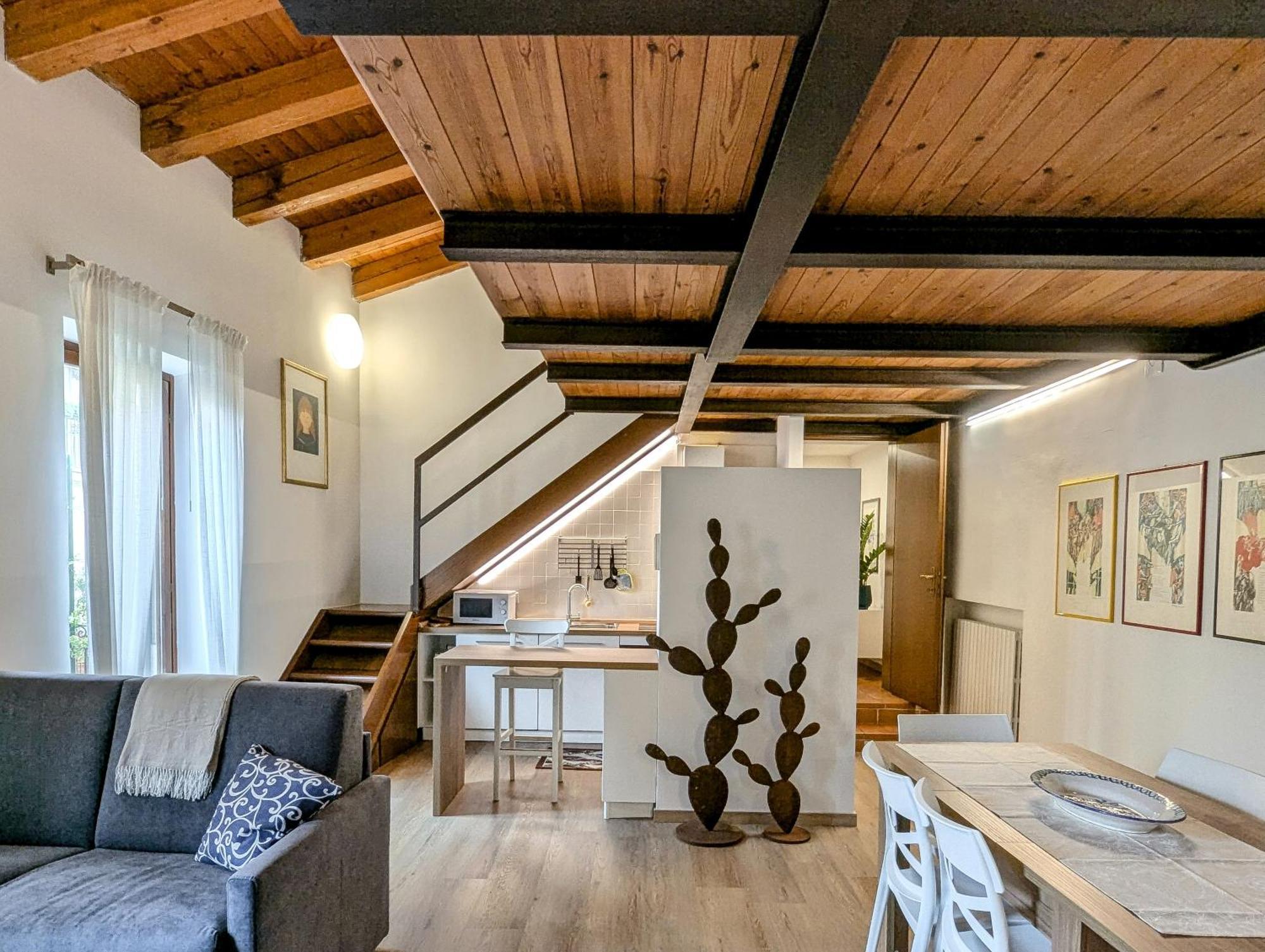 Flats4Rent Casa Di Gabriella Apartment Verona Luaran gambar
